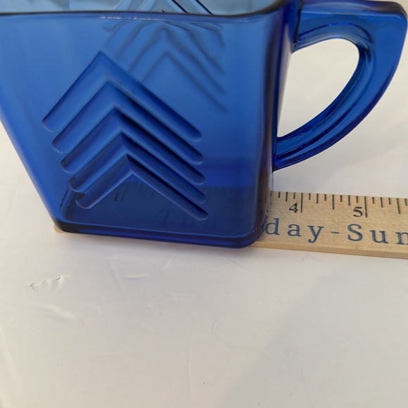Hazel Atlas Vintage Cobalt Blue Small Pitcher Creamer Syrup Gravy Depression Era - Picture 9 of 9